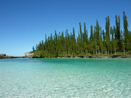 Жители Новой Каледонии решили остаться с Францией
