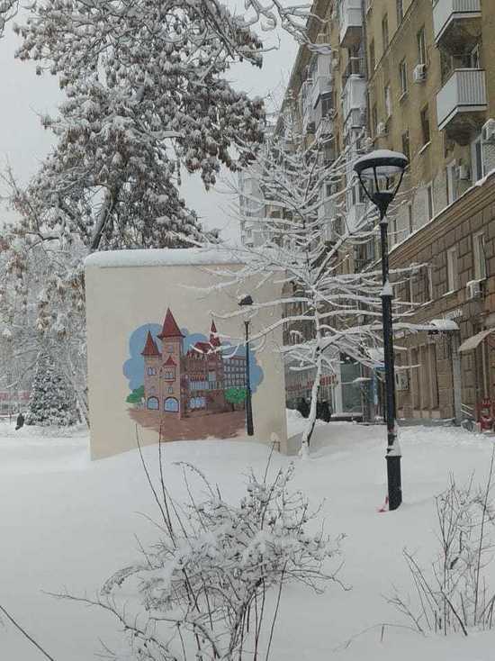 Саратовцев предупреждают о снежных заносах, гололеде и сильном ветре
