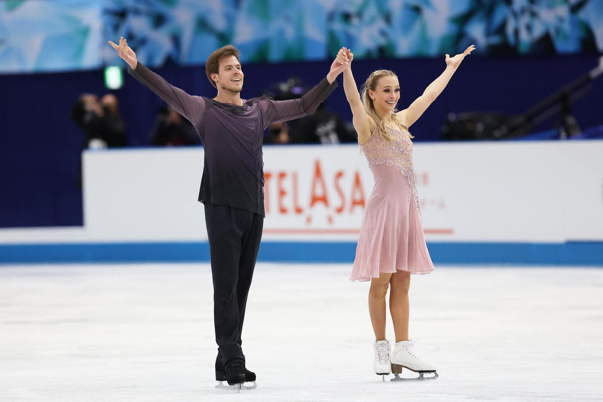 Синицина и Кацалапов выиграли ритм-танец на чемпионате Европы