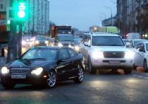 В Государственную думу РФ внесли законопроект, в соответствии с которым предлагается облагать налогом на роскошь автомобили, стоимость которых превосходит не 3 миллиона рублей, а 4 миллиона рублей