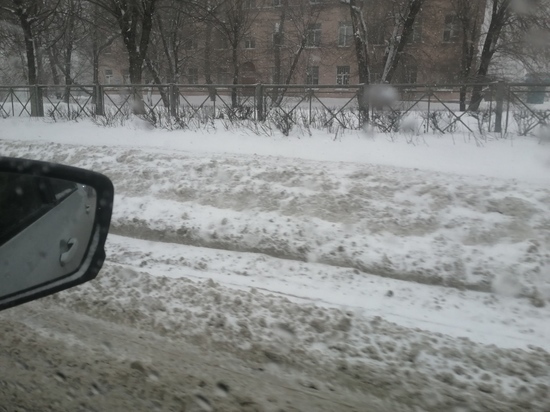 В Оренбургской области на одной из трасс закрыли движение