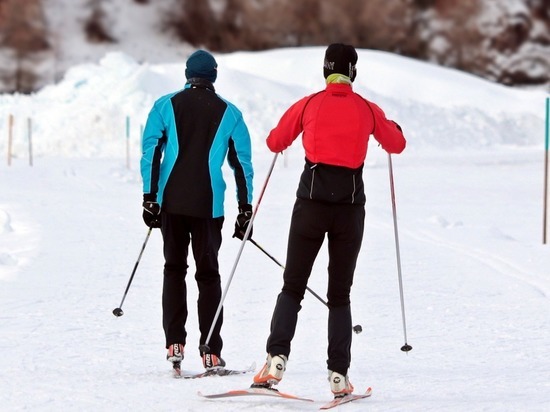Мэрия Магадана просит автомобилистов не портить лыжню