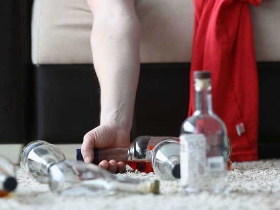 Алкогольное отравление привело к смерти 61 новгородца в 2021 году