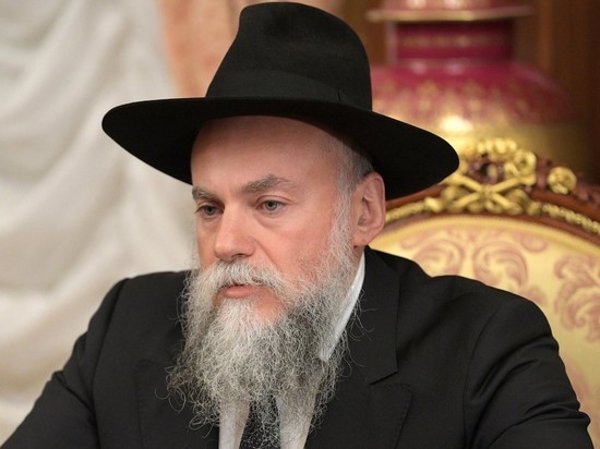 Президент ФЕОР поздравил с наступлением Нового года деревьев