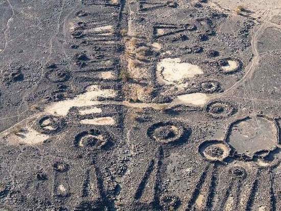 В Саудовской Аравии раскопали сотни километров гробниц и проспектов