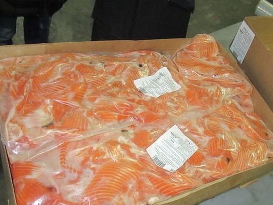 Контрабанда 2400 кг филе радужной форели пресечена Смоленской таможней