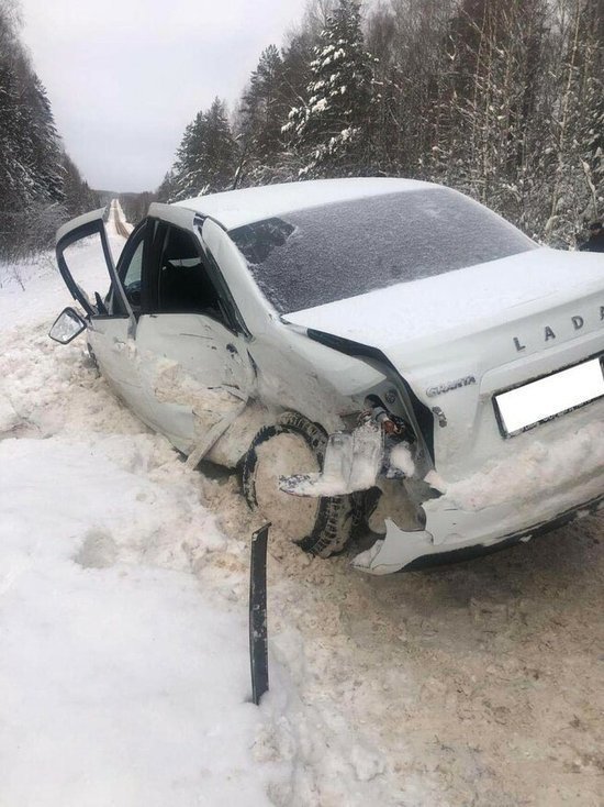 Четыре человека, в том числе ребенок, пострадали в ДТП в Увинском районе