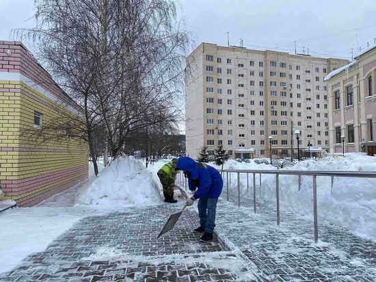 Более 180 тыс. кубометров снега вывезли с улиц Нижнего за прошедшую неделю
