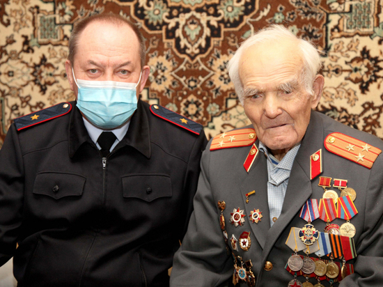 Ветеран войны и органов внутренних дел Леонид Буторов получил поздравления с днем рождения от Сергея Галкина