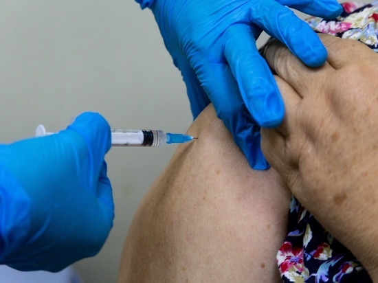 Медотвод от вакцинации: кому нельзя ставить прививку от COVID-19 после приказа Минздрава