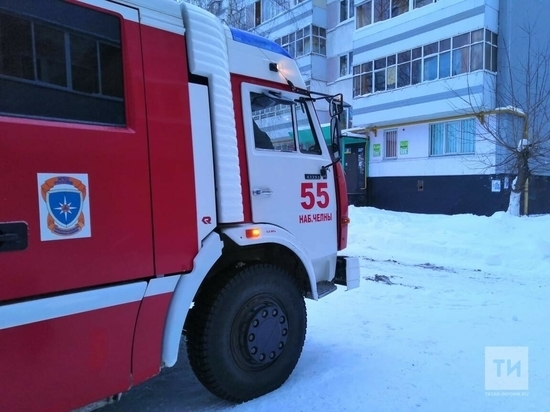 В пожаре в пятиэтажке в Челнах погибла женщина