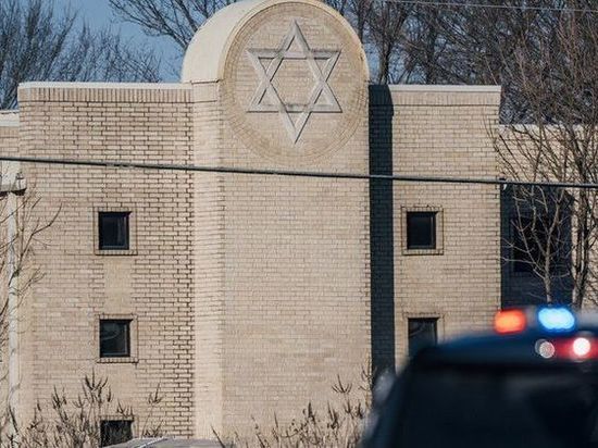 Нападавший на синагогу в Техасе потребовал освободить пакистанку Асифу Сиддик