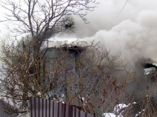 Пожар в частном доме вспыхнул утром 17 января, о сильном задымлении в службу спасения сообщили соседи