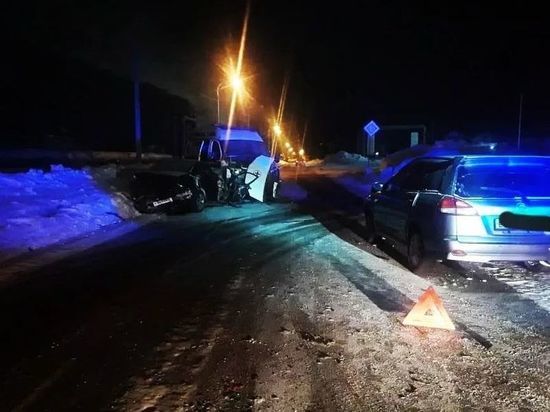 В Комсомольске-на-Амуре в аварии погиб водитель, пострадали работники скорой помощи