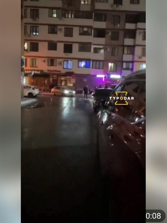 ГУВД: В Краснодаре компания молодых людей избила таксиста за замечание