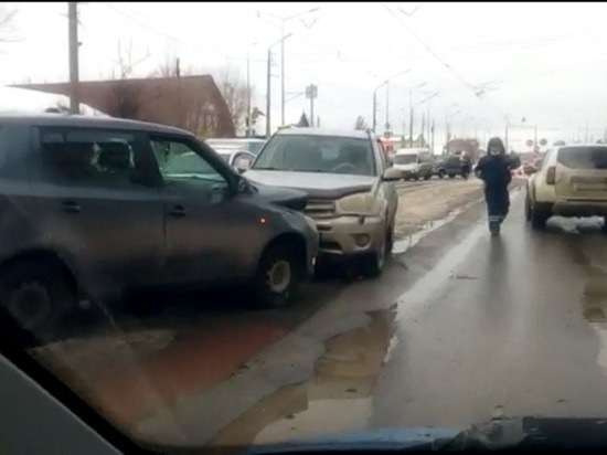 Авария в Дзержинском районе Волгограда затруднила движение трамваев