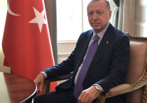 Турецкий лидер Реджеп Тайип Эрдоган пригласил Владимира Путина и президента Украины Владимира Зеленского посетить Турцию "для обсуждения и урегулирования разногласий"