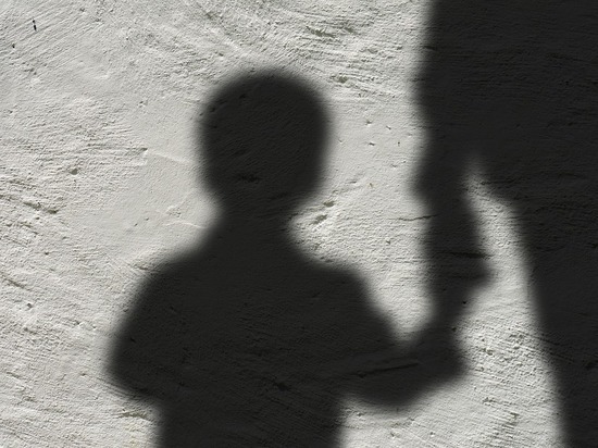 Чернянский суд заключил под стражу родителей, подозреваемых в изнасиловании своих детей