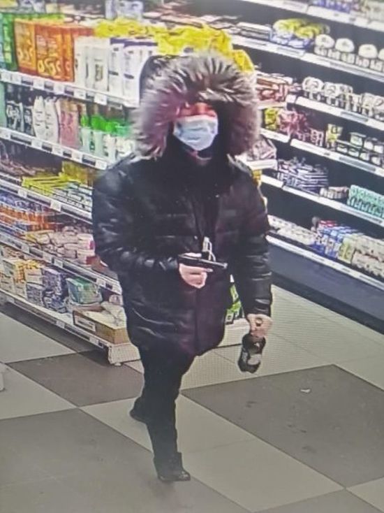 В Иркутске молодой человек устроил стрельбу в магазине и украл бутылку пива