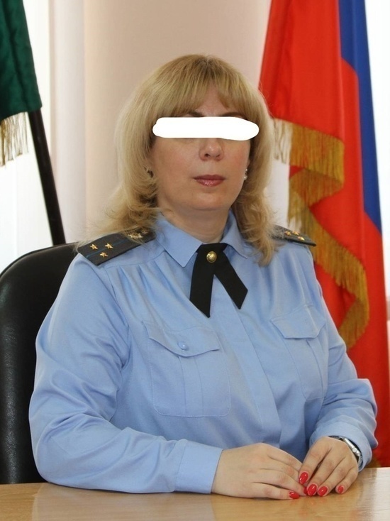 Замначальника УФССП  в Новосибирске поместили под домашний арест за взятку