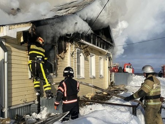 Владимирские пожарные не успели спасти дом