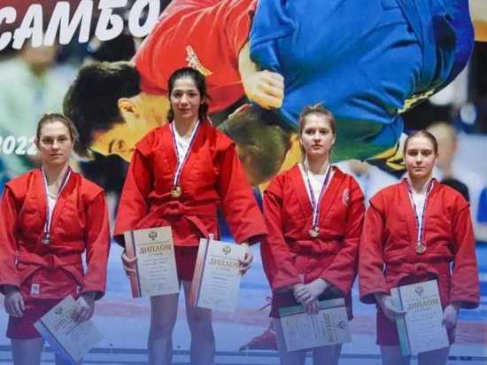 Самбистка из Калмыкии стала призером первенства России