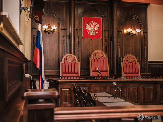 Суд не удовлетворил иск от противников QR-кодов к губернатору Кузбасса