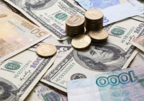 Экономист оценил угрозу Байдена запретить долларовые операции для российских банков