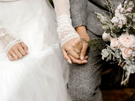 Десятки пар из Ленобласти выбрали красивые даты для свадьбы в феврале 2022 года