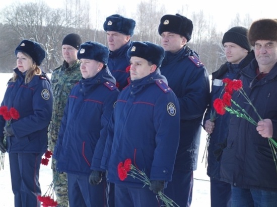 Сотрудники СУ СК России по Калужской области организовали мероприятие, посвящённое памяти мирных жителей - жертв геноцида
