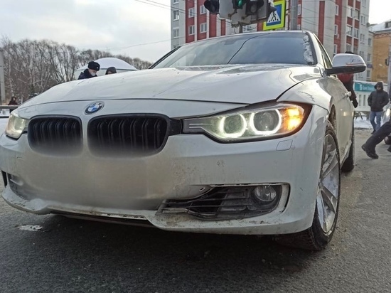 В Кирове 30-летний водитель на BMW сбил трех пешеходов