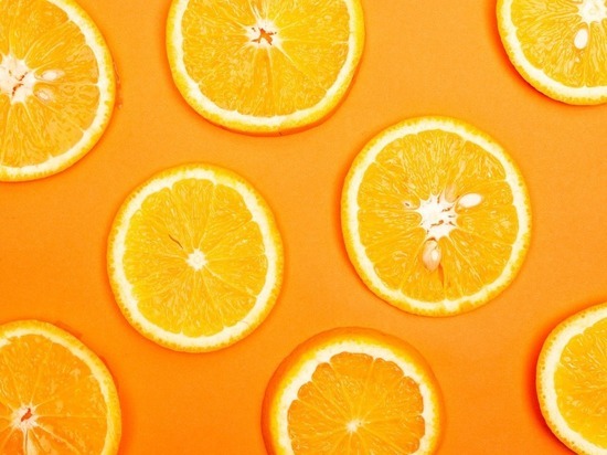 Названы 10 необычных и полезных способов применения корок апельсина