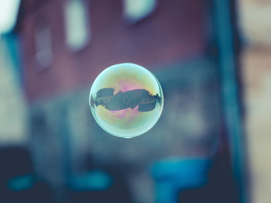 Созданные французскими учеными пузыри продержались в комнатных условиях 465 дней