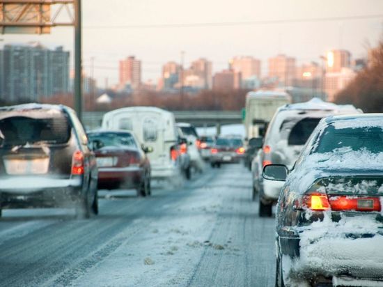 Неясности с руководством в Пушкинском районе привели к транспортному коллапсу на Московском шоссе утром 21 января
