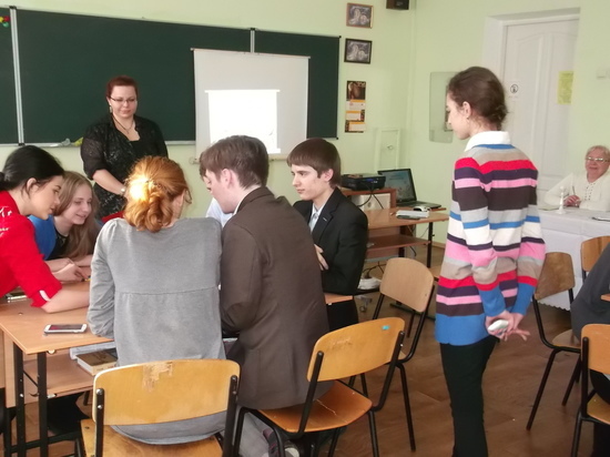 Школьники ДНР могут вернуться к дистанционному обучению
