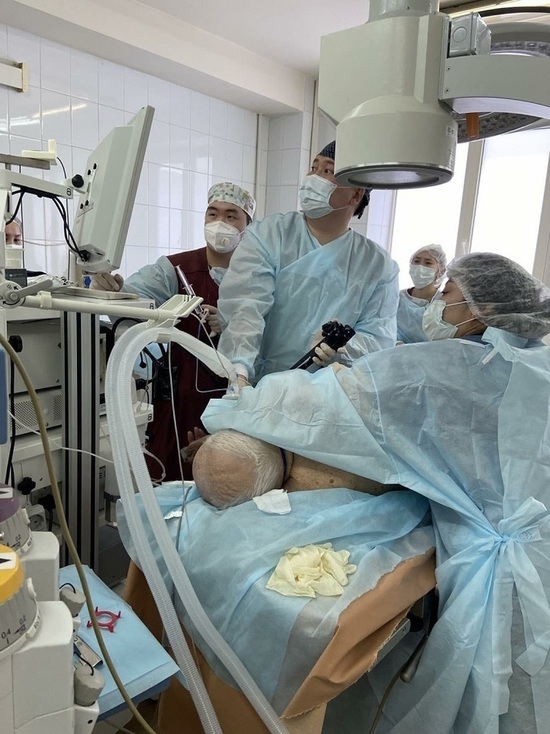 Калмыцкие хирурги провели уникальную операцию