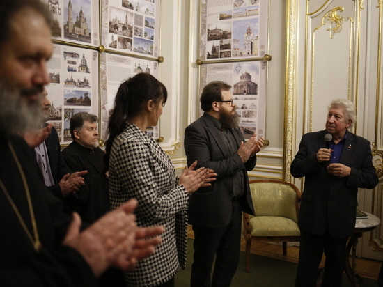 В Доме архитектора представили книгу об утраченных храмах Петербурга