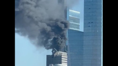 В Филадельфии загорелся небоскреб: видео