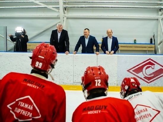Соглашение о сотрудничестве заключили Правительство Магаданской области и Хоккейный клуб «Спартак»