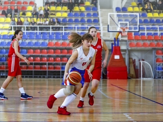 В Хакасии стартовало первенство региона по баскетболу