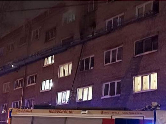 45 жителей дома в Ижевске эвакуировали из-за пожара