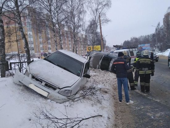 Костромские ДТП : сугробы в качестве подушек безопасности