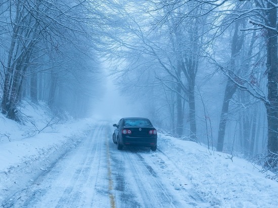 Спасатели ЛНР эвакуировали из снежного плена трех детей