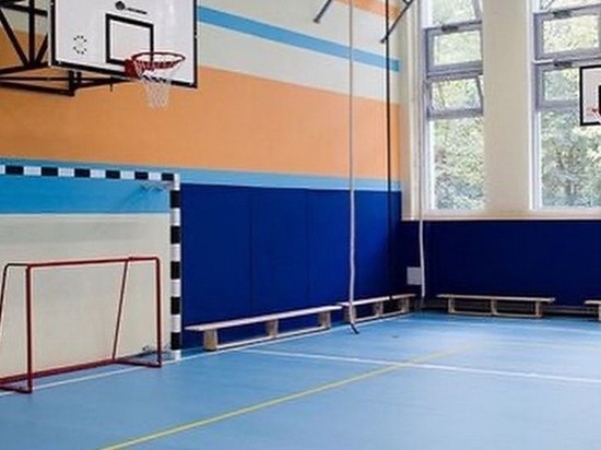 В школах Хакасии отремонтируют 11 спортзалов