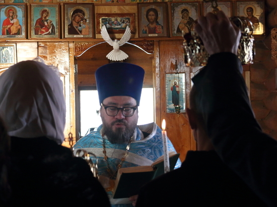 Иван да Марья расписаны уже два года, но обвенчаться у них получилось только в колонии