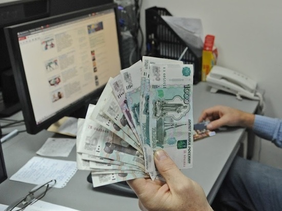 В погоне за прибылью волгоградец лишился около полумиллиона рублей