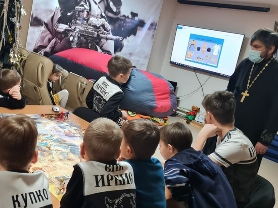 Беседы с батюшкой и огневая подготовка: православный военный клуб объявил набор детей Нового Уренгоя