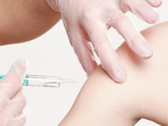 В Воронежскую область поступила первая партия вакцины от ковида для подростков