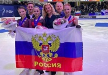 Российские фигуристки Камила Валиева, Александра Трусова и Анна Щербакова, а также спортивная пара Евгения Тарасова — Владимир Морозов отправились на тренировочный сбор в Красноярск для подготовки к зимним Олимпийским играм 2022 года в Пекине