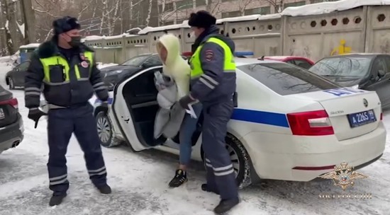 После заездов на "жигулях" блогера-лихача задержала полиция: видео